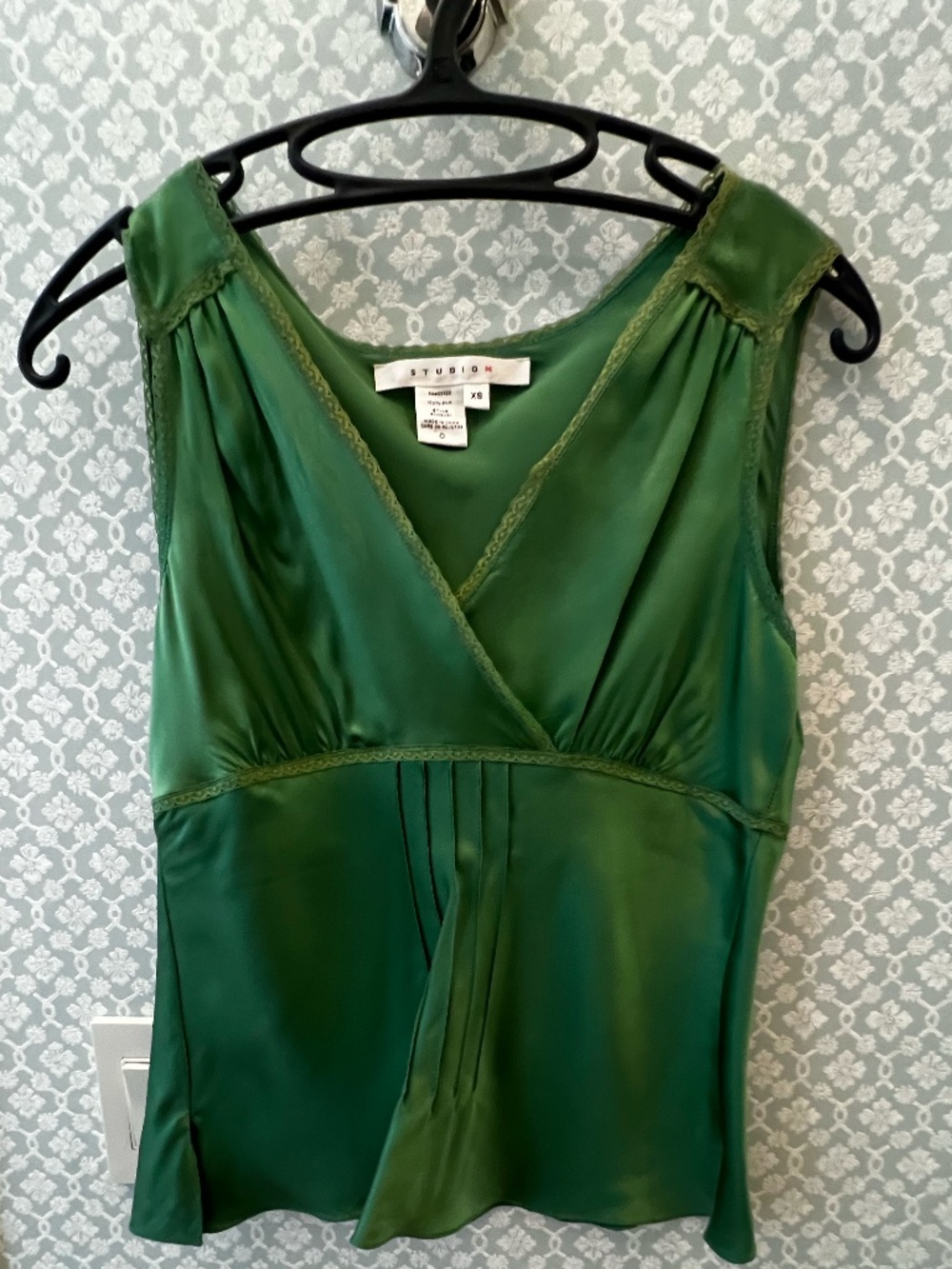 Max Studio Green Silk Tank - Vintage XS 100% Silk